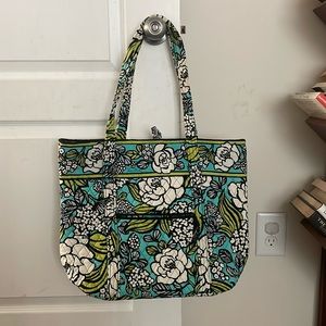 Vera Bradley large shoulder bag